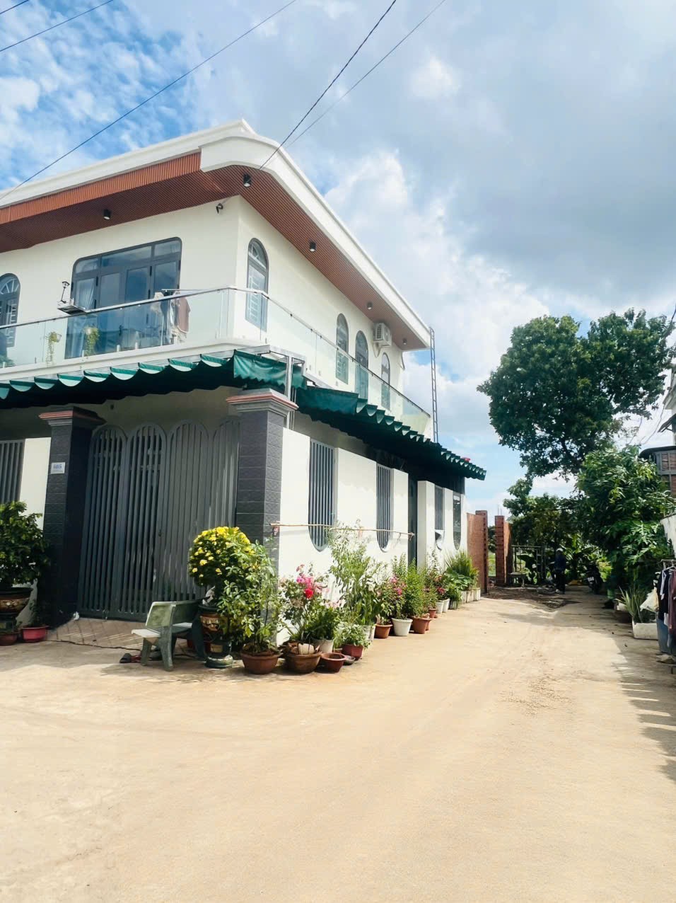 Lô đất đẹp ngay KCX Linh Trung 2 - Ngang 9m -  208m2 (120m2 thổ cư) – Nhỉnh 4 tỷ – Đường  6m 2