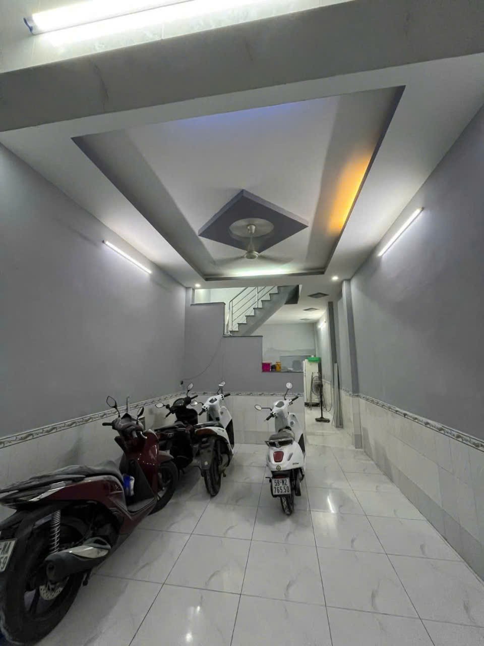Bán nhà hẻm oto beton xã Phước Lý , Cần Giuộc dt 80m2 , 1 lầu ,4pn, 2wc giá chốt 2 tỷ 5