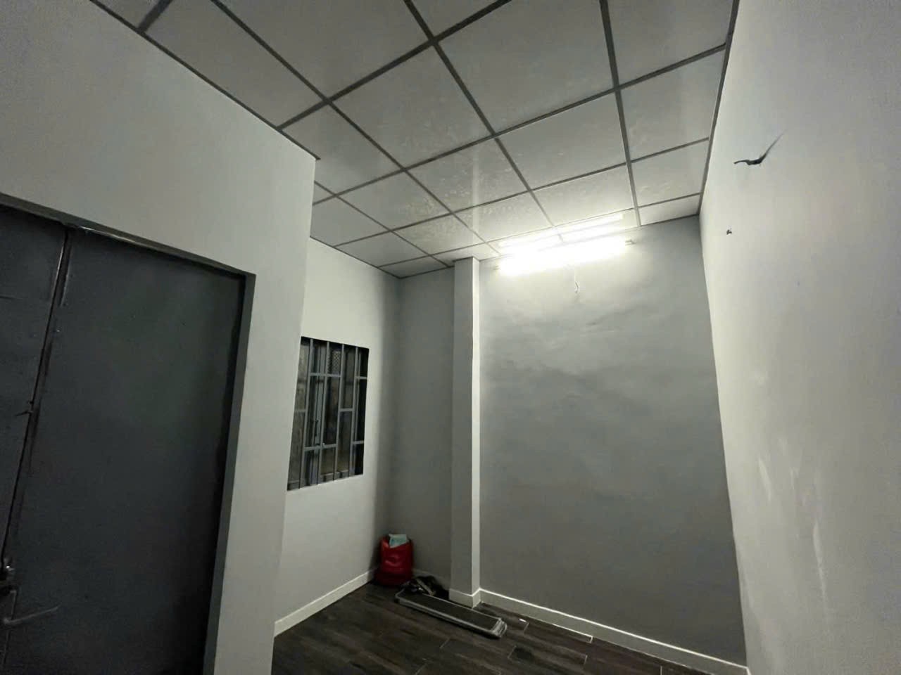 Bán nhà hẻm oto beton xã Phước Lý , Cần Giuộc dt 80m2 , 1 lầu ,4pn, 2wc giá chốt 2 tỷ 8