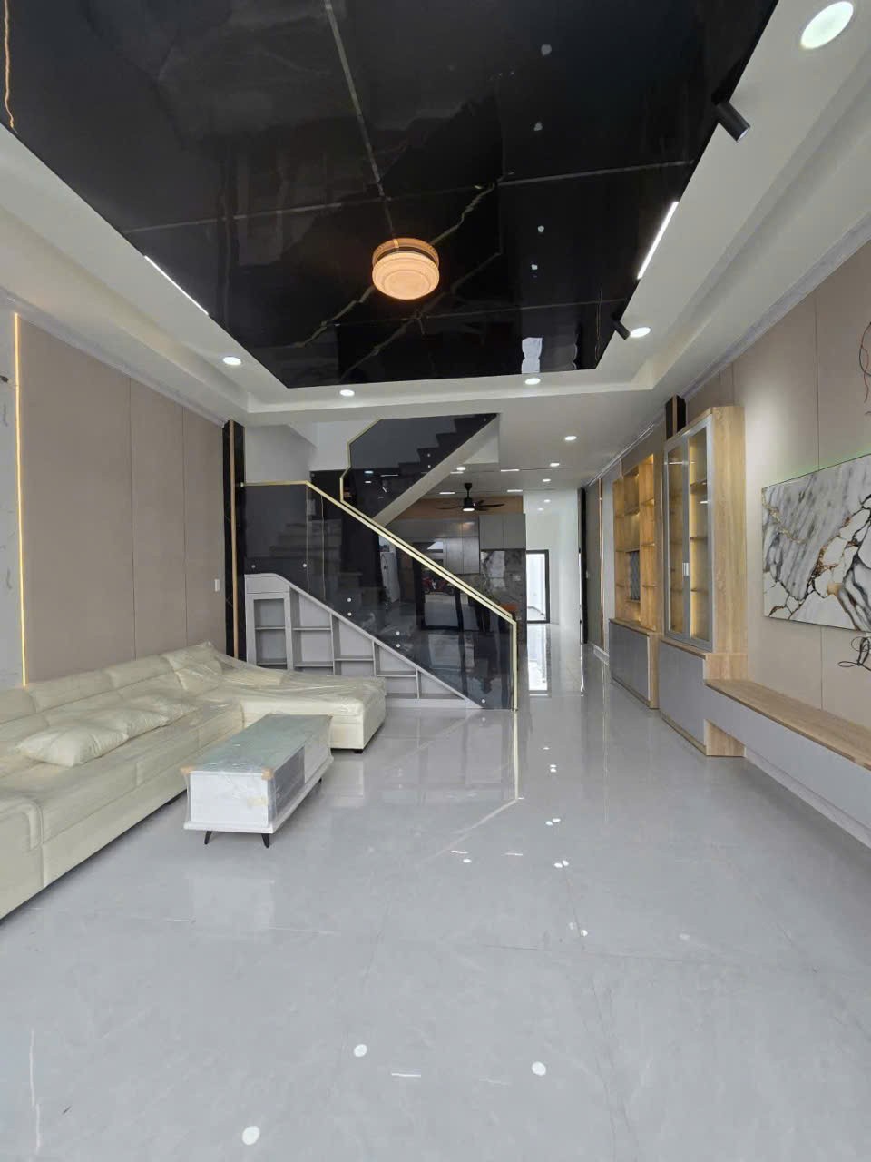 Bán nhà đẹp view sông mới xây , đường oto beton dt 156m2 , 1 lầu ,3pn, 3wc giá 3,3 tỷ 2