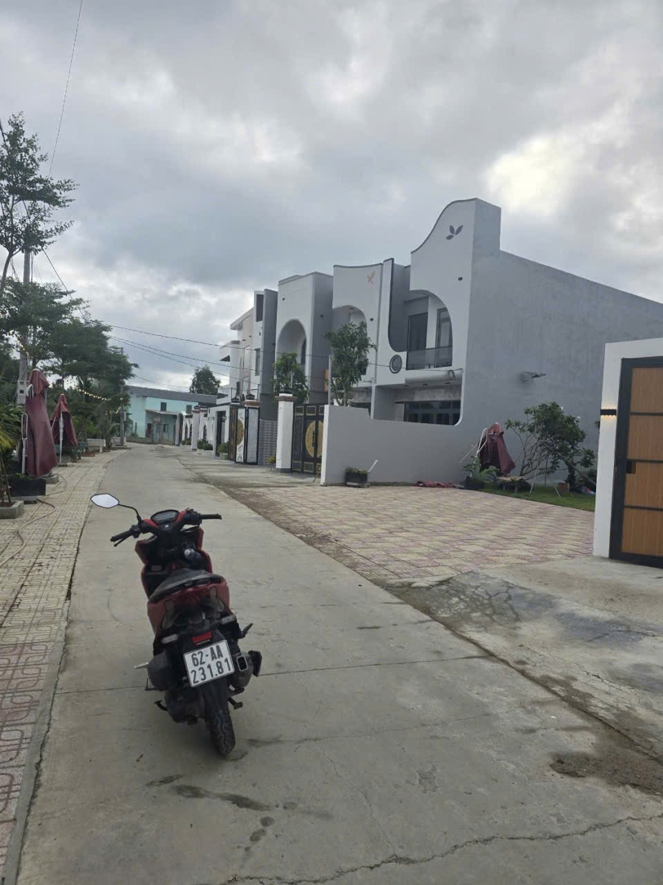 Bán nhà đẹp view sông mới xây , đường oto beton dt 156m2 , 1 lầu ,3pn, 3wc giá 3,3 tỷ 11