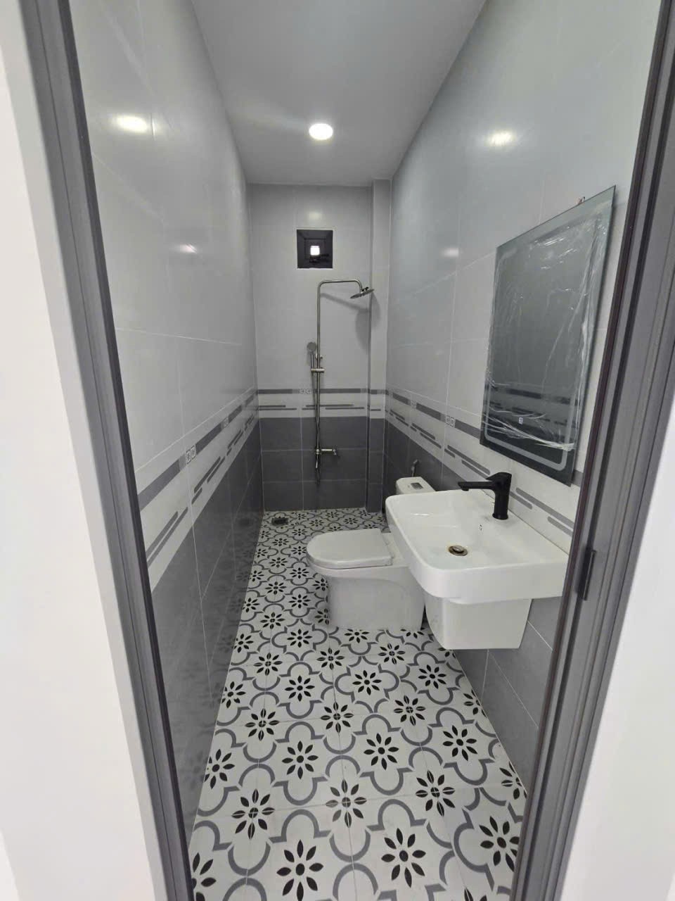 Bán nhà đẹp view sông mới xây , đường oto beton dt 156m2 , 1 lầu ,3pn, 3wc giá 3,3 tỷ 19