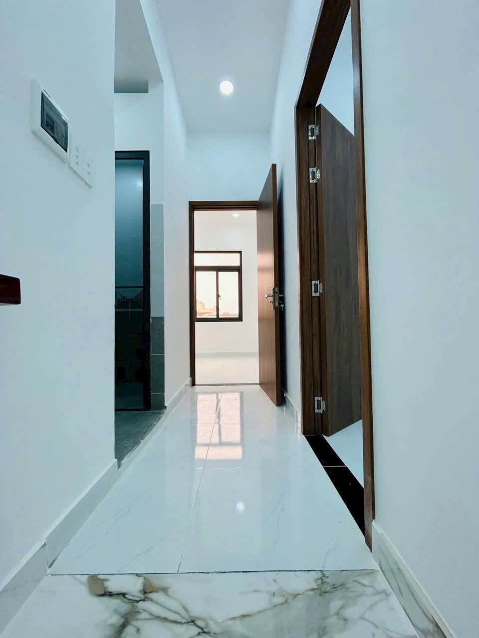Bán nhà mới hẻm liên khu 4-5 , Bình Hưng Hòa B dt 56m2 , 1 lầu , 2pn, 3wc giá 4,3 tỷ 7
