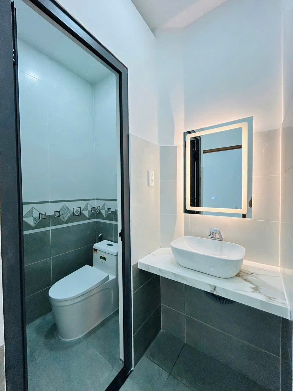 Bán nhà mới hẻm liên khu 4-5 , Bình Hưng Hòa B dt 56m2 , 1 lầu , 2pn, 3wc giá 4,3 tỷ 11