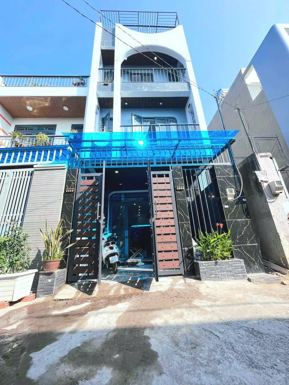 Bán nhà 4 tầng, 50m2, đường Nguyễn Duy Trinh, Q9, Thủ Đức, TP HCM,  sổ hồng riêng, giá 5,19  tỷ. 5
