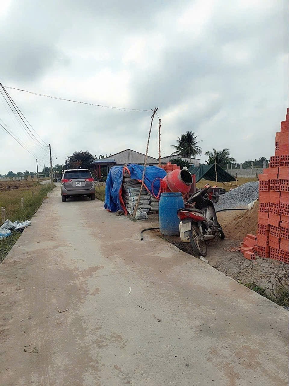 Bán 2 nền thổ cư đường oto beton xã Đức Tân, Tân Trụ dt 125m2 giá 520 triệu 2