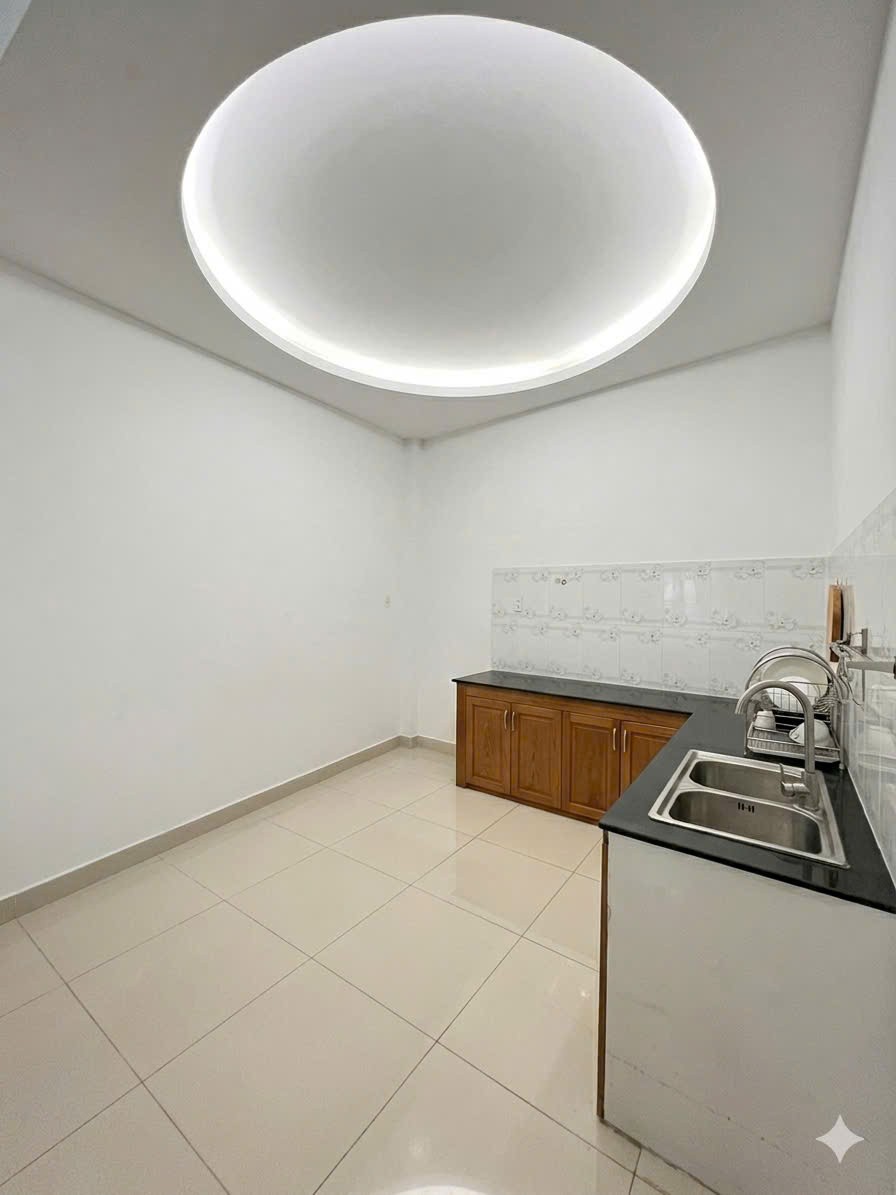 Bán nhà  đường số 10, Linh Xuân, Thủ Đức, TP HCM. DT  80m2, 2 tầng, sổ hồng riêng, giá 6,68  tỷ. 3