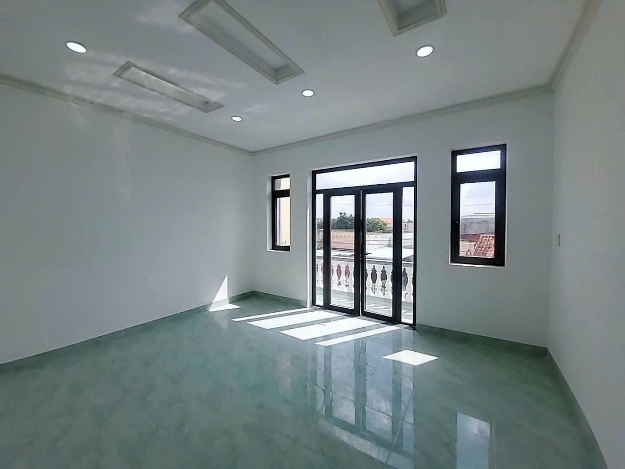 Bán nhà mới xây đường beton oto ấp 3A, Phước Lợi dt 117m2 full thổ , 1 lầu ,3 pn, 2wc giá 2,3 tỷ 4