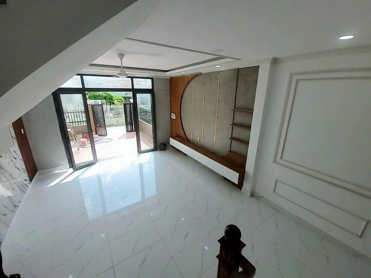 Bán nhà mới xây đường beton oto ấp 3A, Phước Lợi dt 117m2 full thổ , 1 lầu ,3 pn, 2wc giá 2,3 tỷ 7