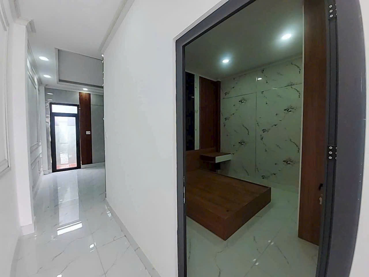 Bán nhà mới xây đường beton oto ấp 3A, Phước Lợi dt 117m2 full thổ , 1 lầu ,3 pn, 2wc giá 2,3 tỷ 10
