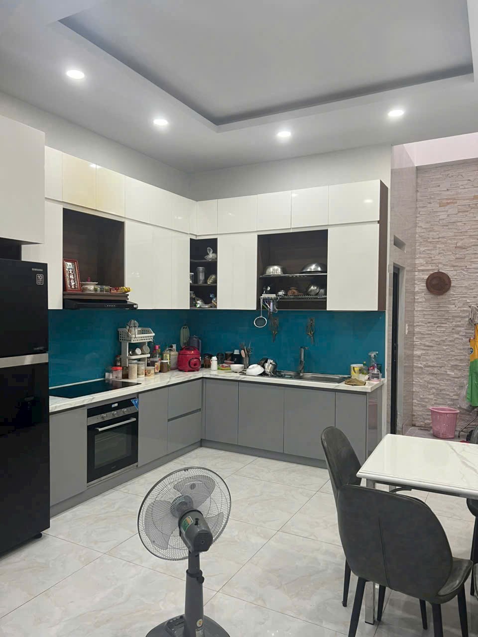 Bán nhà khu Bàu Cát , p10 , Tân Bình dt 60m2 , 3 lầu , 4pn, 3wc giá 11,2 tỷ 3