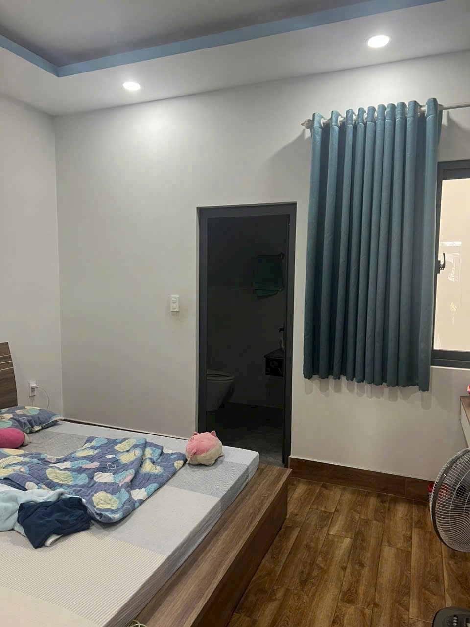 Bán nhà khu Bàu Cát , p10 , Tân Bình dt 60m2 , 3 lầu , 4pn, 3wc giá 11,2 tỷ 8