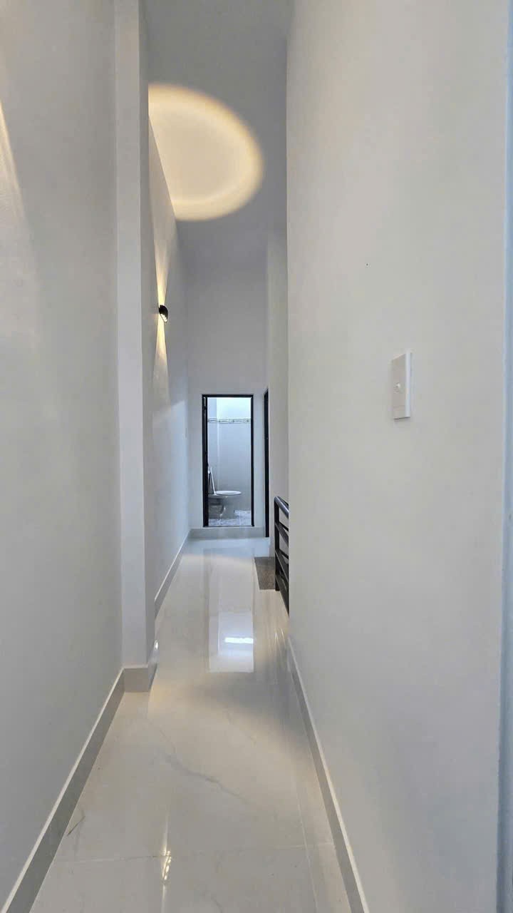 Bán nhà hẻm liên khu 8-9, Bình Hưng Hòa A dt 48m2 , 1 lầu , 3pn, 2wc giá 4,98 tỷ 5