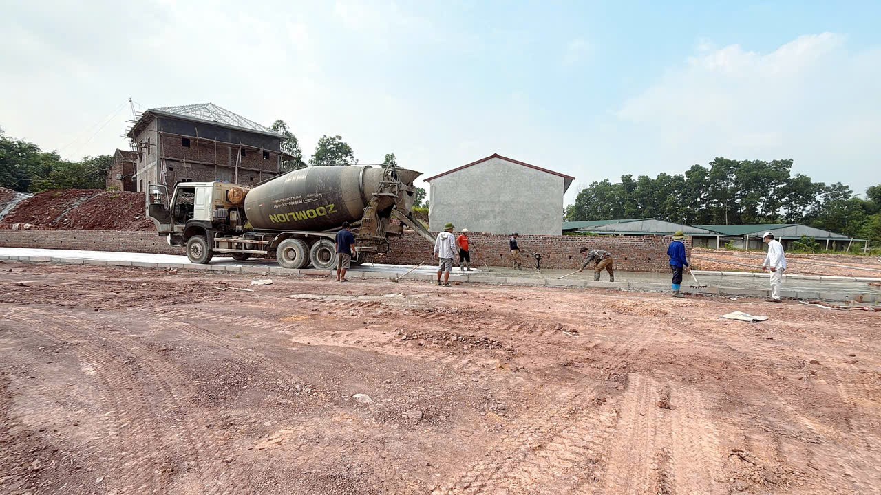 NÓNG BỎNG TAY  BDS TẠI SÓC SƠN DỰ ÁN 33 LÔ  -ĐẦU TƯ TẠI VÙNG VEN ,GIÁ CHỈ TỪ 700XXXX ,GIÁ ĐẪ BAO 2