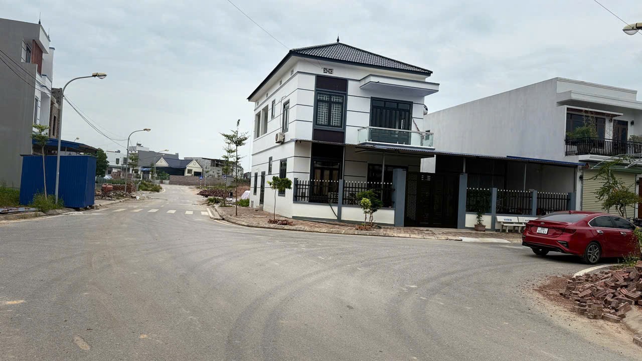 NÓNG BỎNG TAY  BDS TẠI SÓC SƠN DỰ ÁN 33 LÔ  -ĐẦU TƯ TẠI VÙNG VEN ,GIÁ CHỈ TỪ 700XXXX ,GIÁ ĐẪ BAO 3
