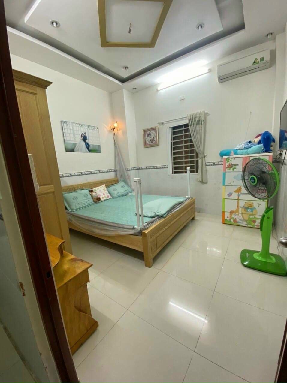 Nhà đẹp, hẻm 4m, Lê Trọng Tấn, chỉ 7.2 tỷ, 4.5 x 14m, 2 lầu, Diện tích: 63 m², Giá: 7.2 Tỷ - LH: 0866449682 3