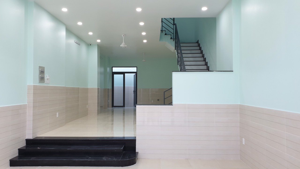 Cho thuê Nhà mặt tiền Thủ Đức, Hồ Chí Minh, Diện tích 90m², Giá 16 Triệu/tháng 3