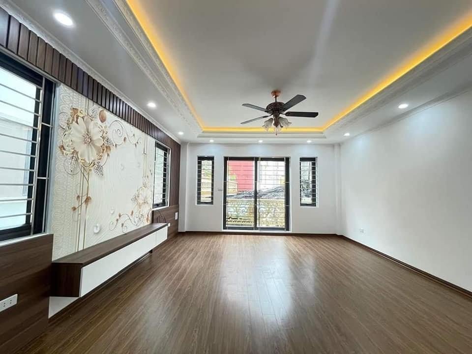 Cần bán Nhà mặt tiền đường Yên Lãng, Phường Láng Hạ, Diện tích 40m², Giá Thương lượng