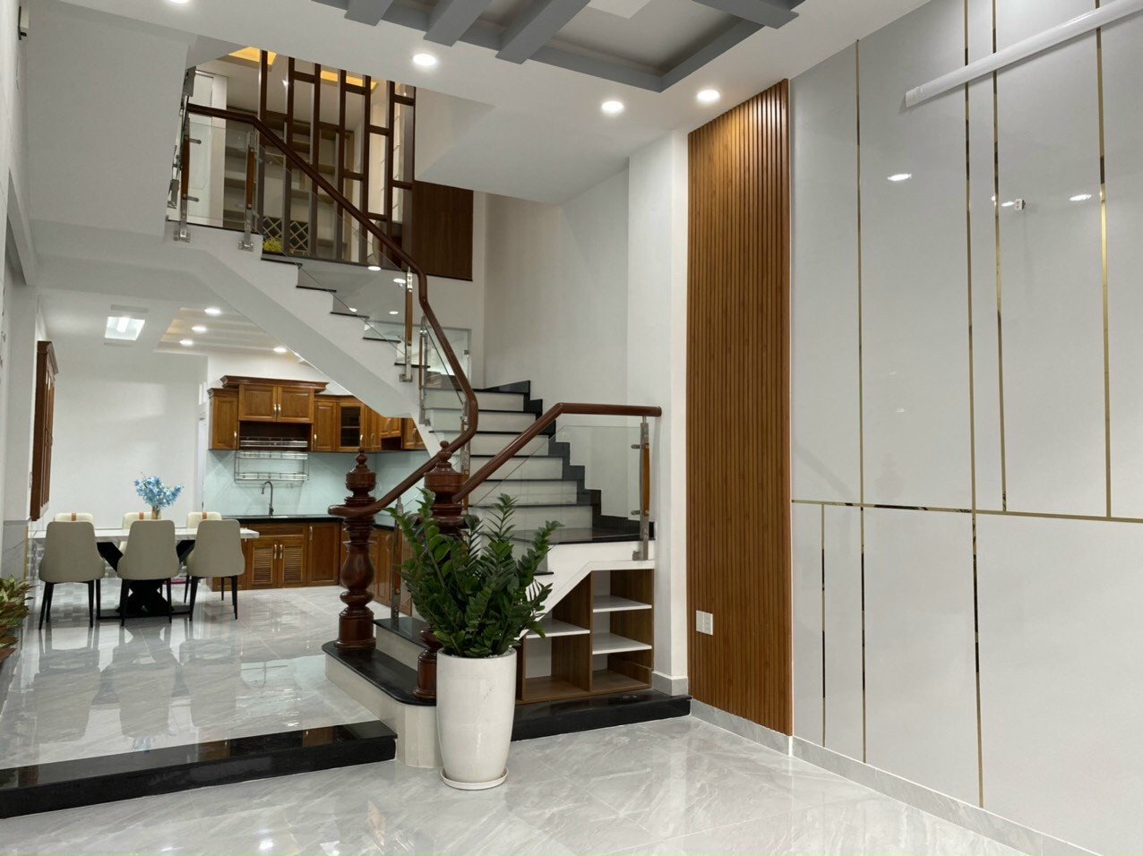 Trần Mai Ninh, 4 x 13m, 3 lầu, hẻm 4m, chỉ 8.5 tỷ, Tân Bình, Diện tích: 52 m², Giá: 8.5 Tỷ - LH: 0909284886 4