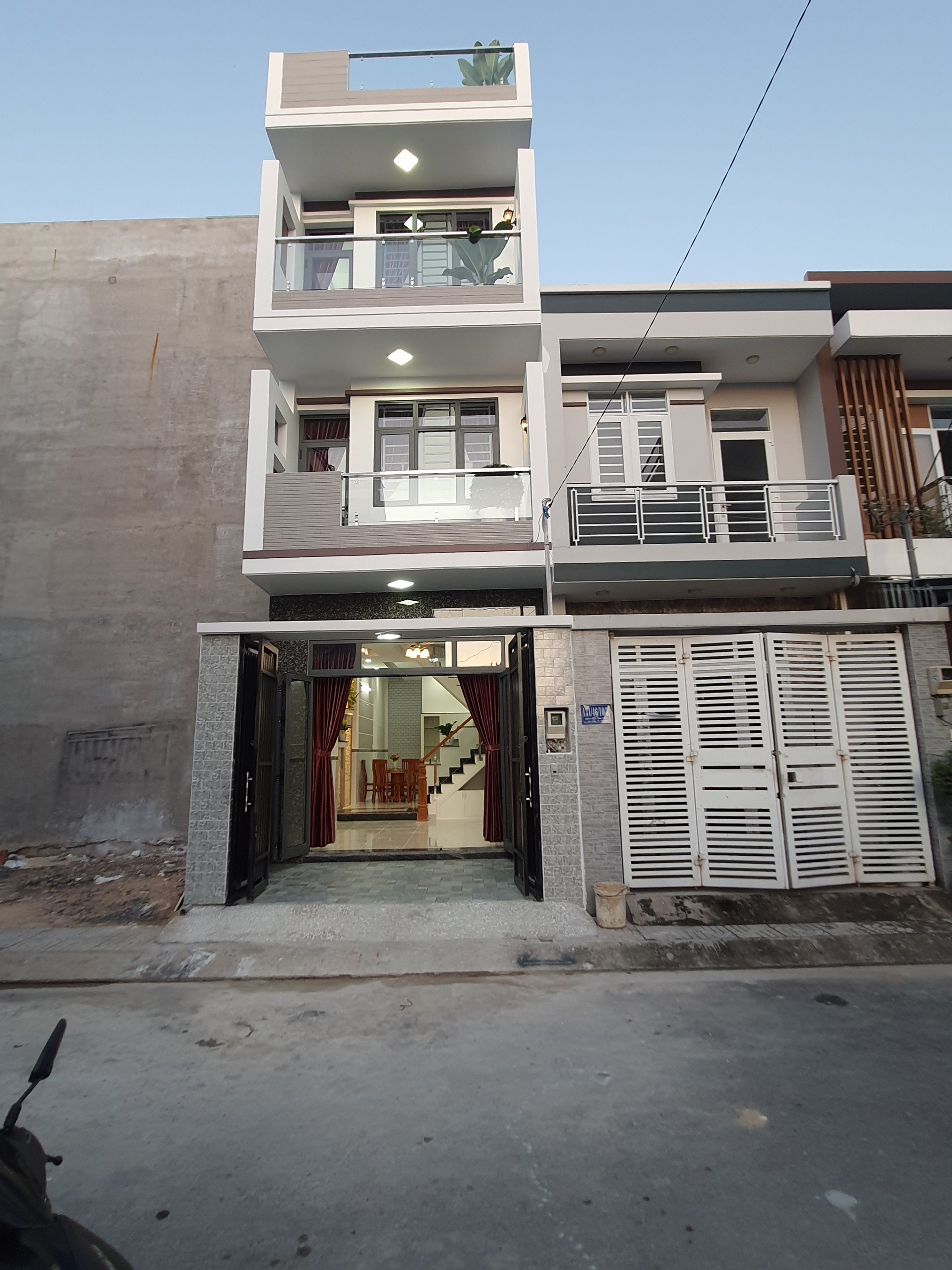 Bán nhà mới hoàn thiện đường số 6 Linh Xuân Thủ Đức ,LH 0909428959. 5