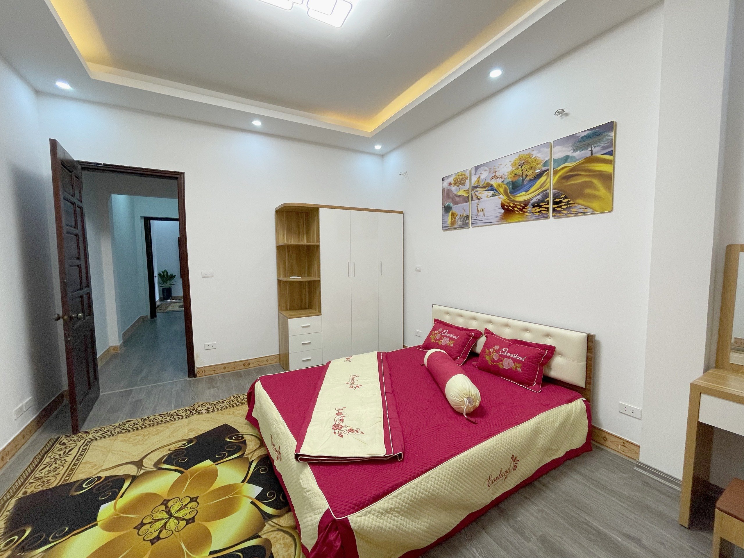 Bán nhà 4 tầng, Quang Tiến, Đại Mỗ, đường oto đỗ gần, có sân để xe riêng, thoáng trước sau, Cạnh chợ, LH: 0941911333 12