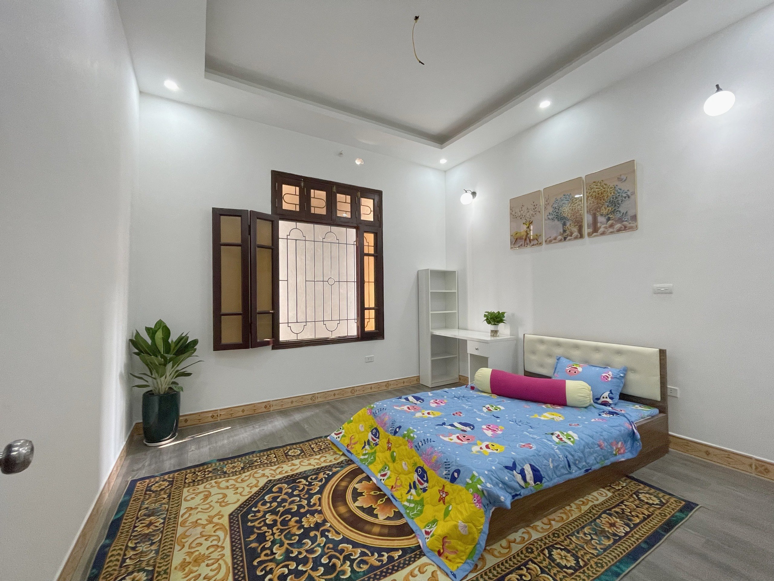 Bán nhà 4 tầng, Quang Tiến, Đại Mỗ, đường oto đỗ gần, có sân để xe riêng, thoáng trước sau, Cạnh chợ, LH: 0941911333 15