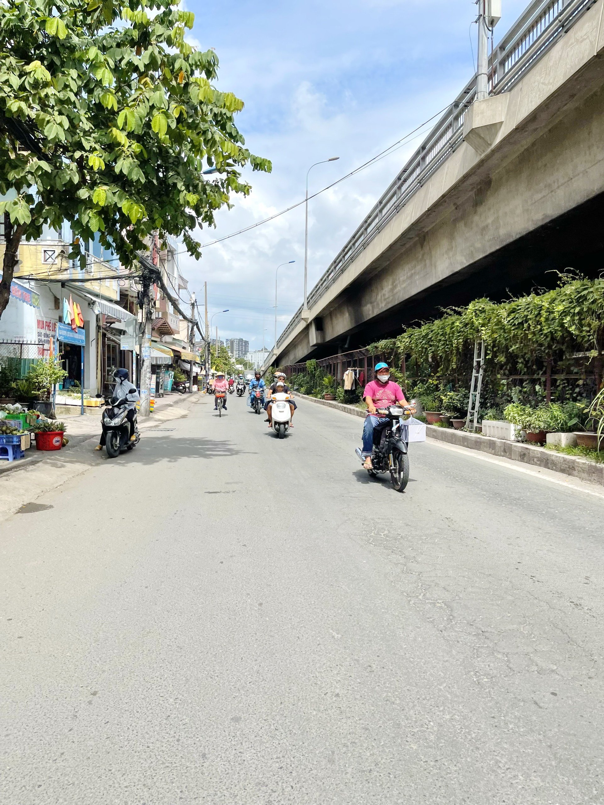 Bán nhà mặt mặt tiền 192 Nguyễn Văn Quỳ, P. Phú Thuận, Quận 7 5