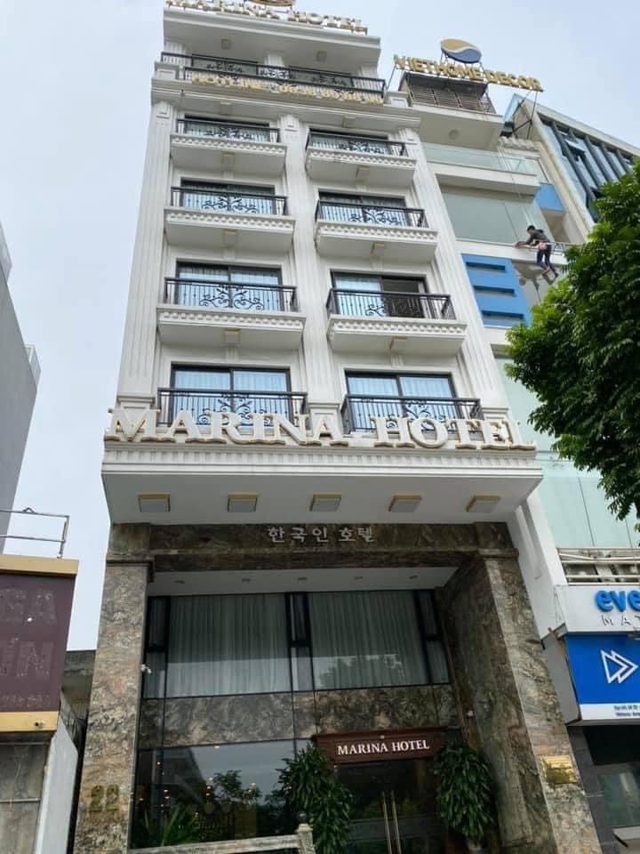 Bán khách sạn ngõ 110 Trần Duy Hưng 150m2x 7 nổi 1 hầm, mặt tiền 6m giá 51 tỷ 1