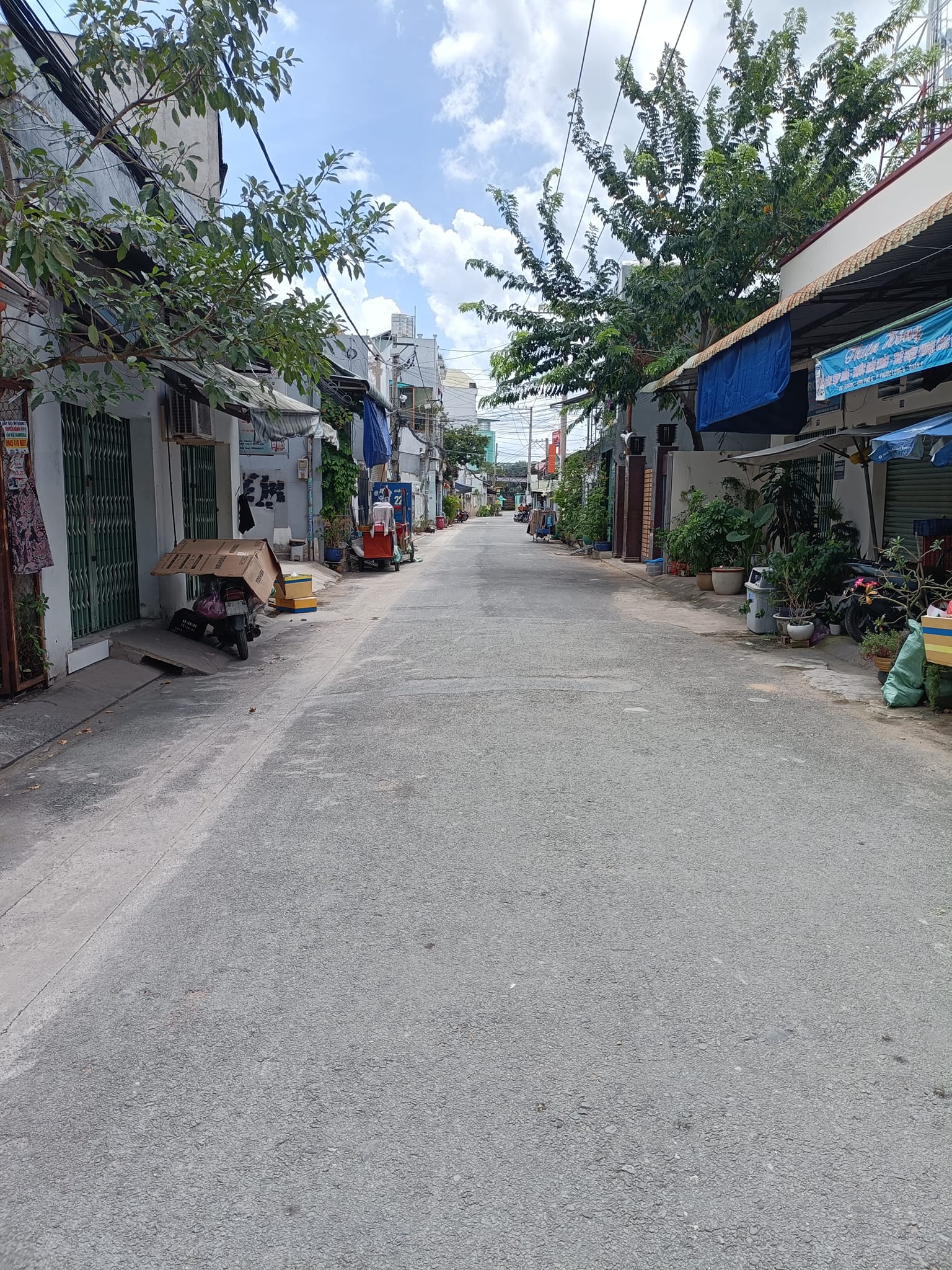 Cần bán Nhà mặt tiền đường Nguyễn Hoàng, Phường Vĩnh Trung, Diện tích 116m², Giá 13.5 Tỷ