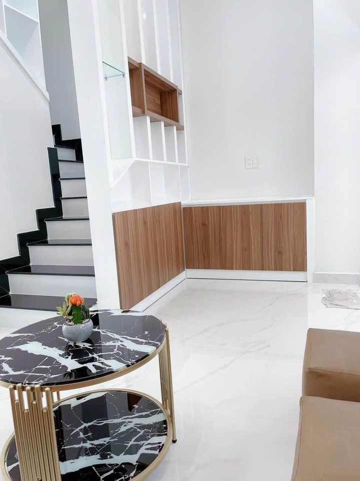 Cần bán Nhà mặt tiền đường Nguyễn Oanh, Phường 6, Diện tích 44m², Giá Thương lượng 3