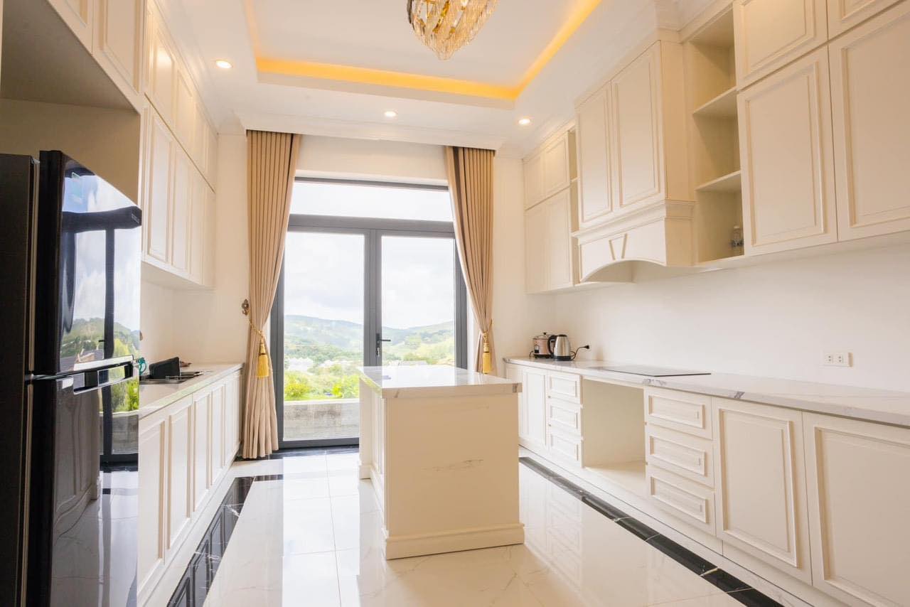 Bán biệt thự khu Royal Villa Đà Lạt chỉ 12 tỷ 5