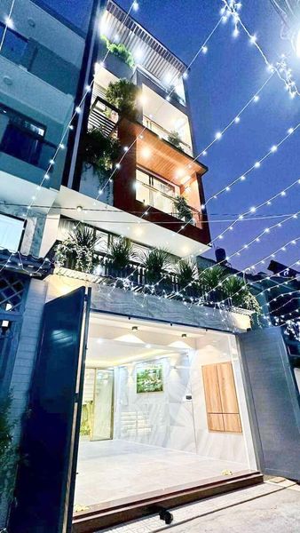 Bán nhà 4 tầng 80m2 ngang 5m mới đẹp khu vip Q7 chỉ 10,4 tỷ