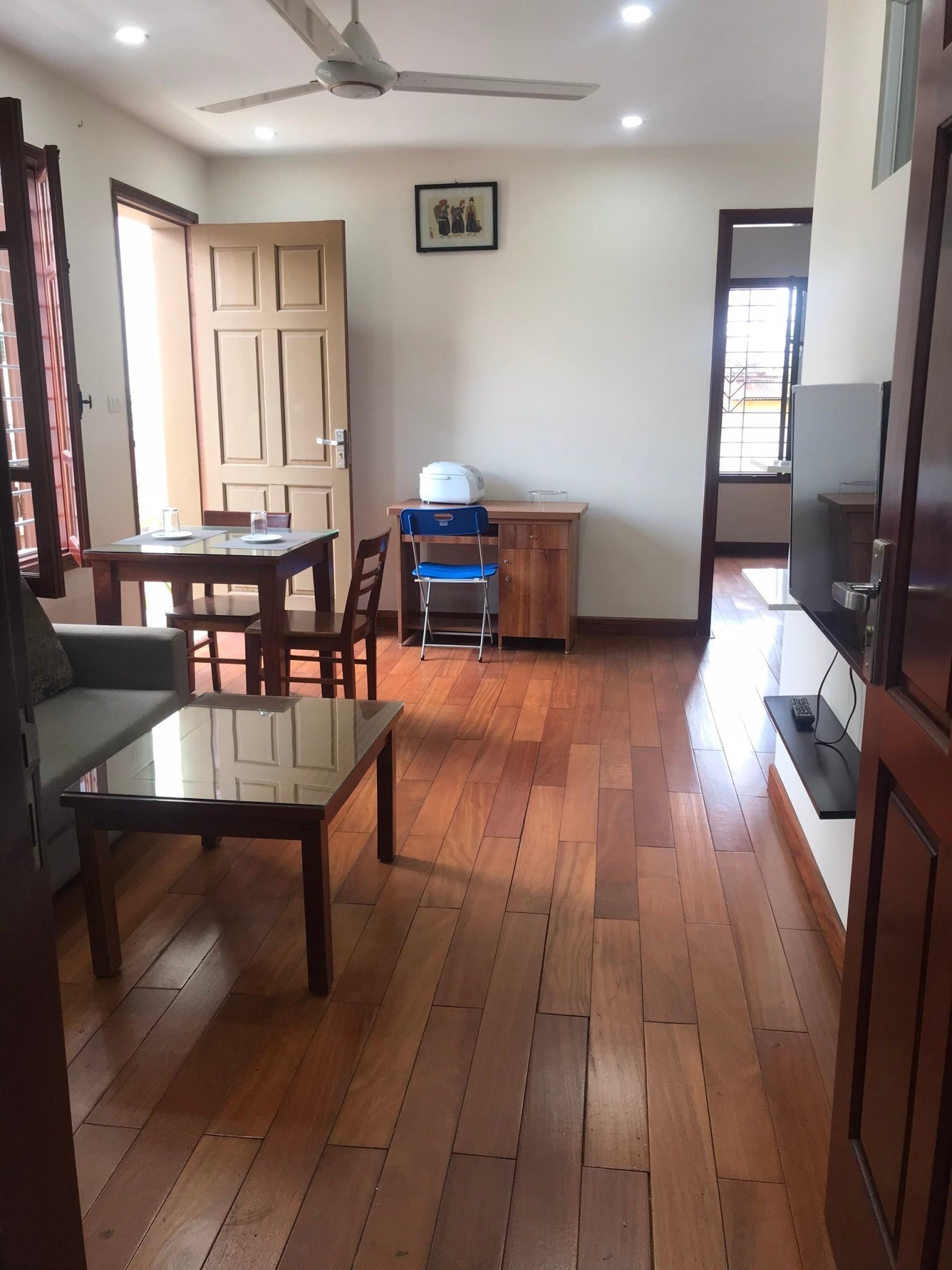 Cho thuê Chung cư mini đường Vạn Bảo, Phường Liễu Giai, Diện tích 56m², Giá Thương lượng 3