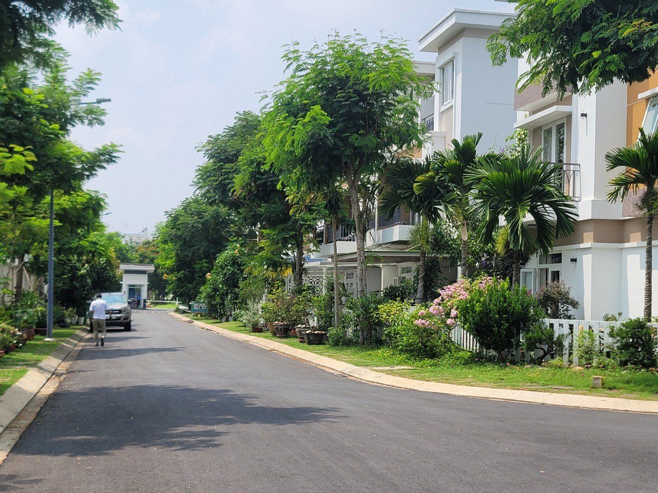 Bán rẻ nhà phố đẹp 7 x 16m 1 trệt 2 lấu khu Compoung Phong Phú 4 Khang Điền TP.HCM 2