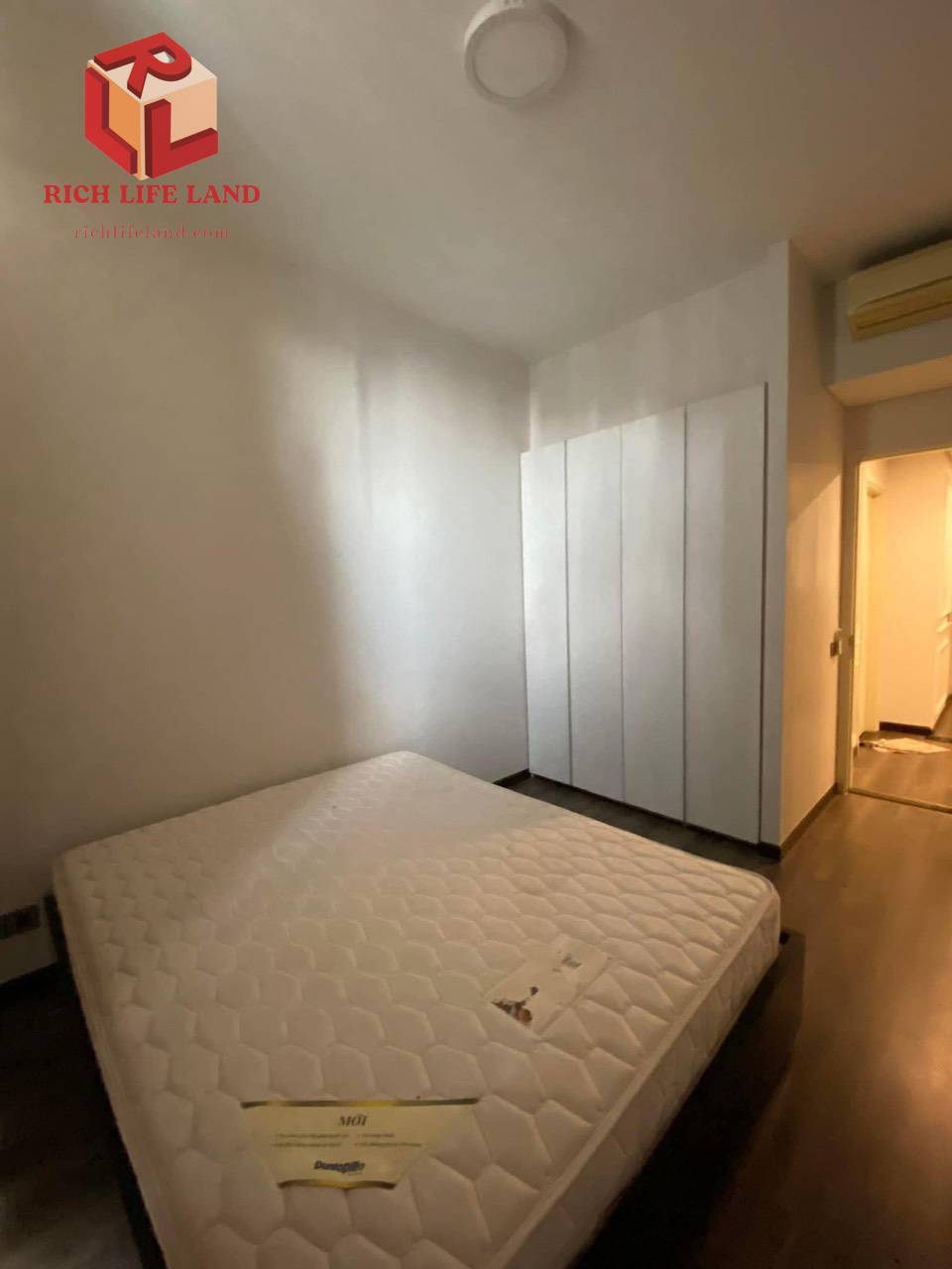 Căn hộ 1 phòng ngủ, full nội thất, view hồ bơi cực thoáng chỉ 16 TRIỆU tại Đảo Kim Cương