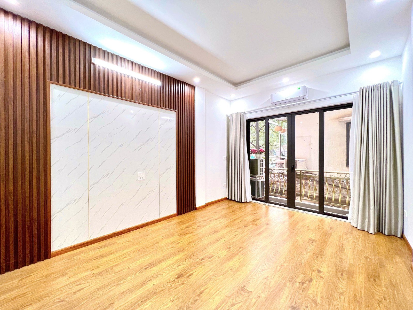 Cần bán Nhà mặt tiền đường Láng Hạ, Phường Láng Hạ, Diện tích 70m², Giá 17500 Triệu 6