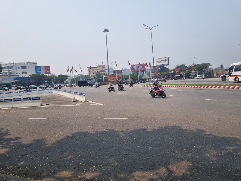 Bán nhà lô góc Nguyễn Hữu Thọ ngay cổng sân bay Đà Nẵng giá rẻ 4