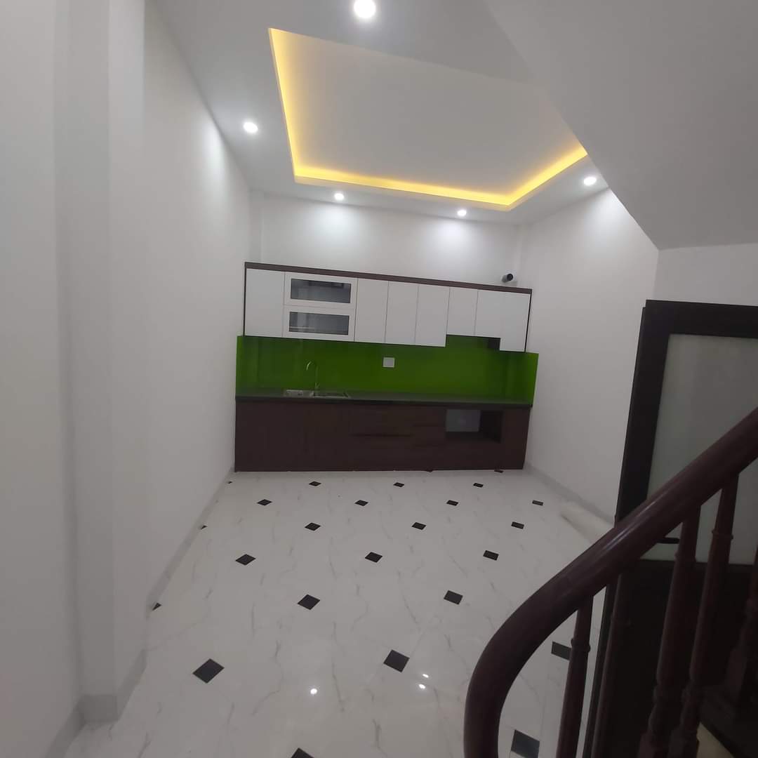 CC BÁN NHÀ MINH KHAI 50M2- 4T Ô TÔ 20M Ở LUÔN SỔ ĐỎ GIÁ CHỈ 3 TỶ 990 3