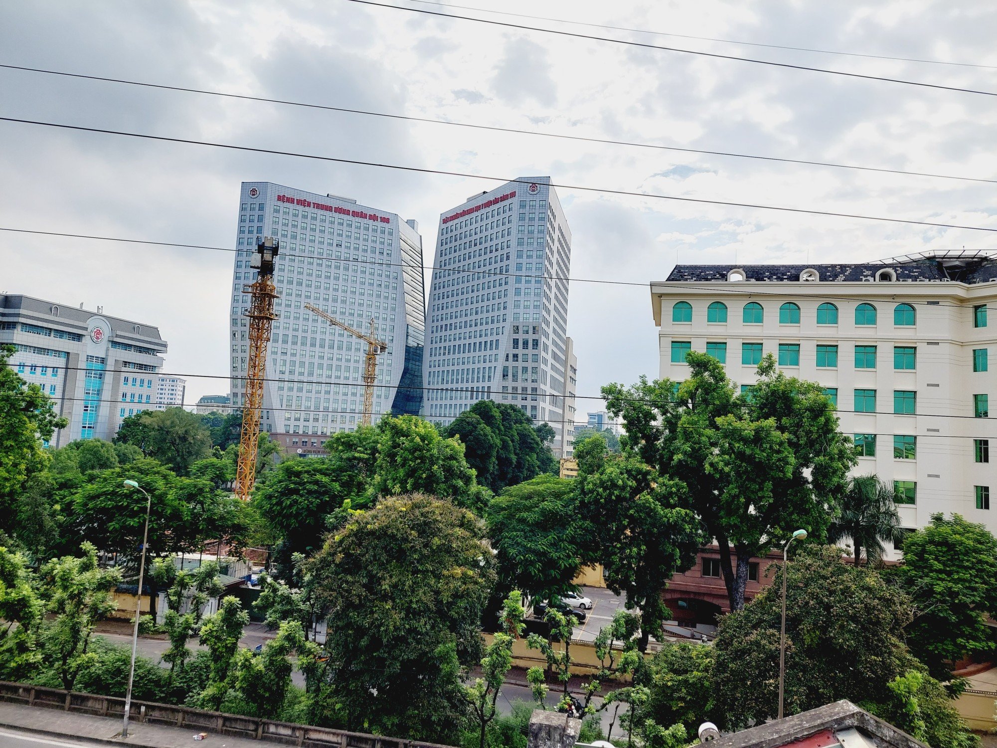 Bán nhà trọ, mặt phố Nguyễn Khoái, HBT 45m x 5T x 6 phòng khép kín, giá 7.5 tỷ. LH: 0366051369 1