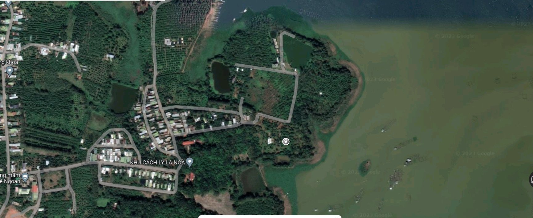Bán mảnh vườn giáp Hồ Trị An 2100m2 có 100m2 thổ cư giá rẻ 1tr7/m2. LH chính chủ: 0567 541 111 3