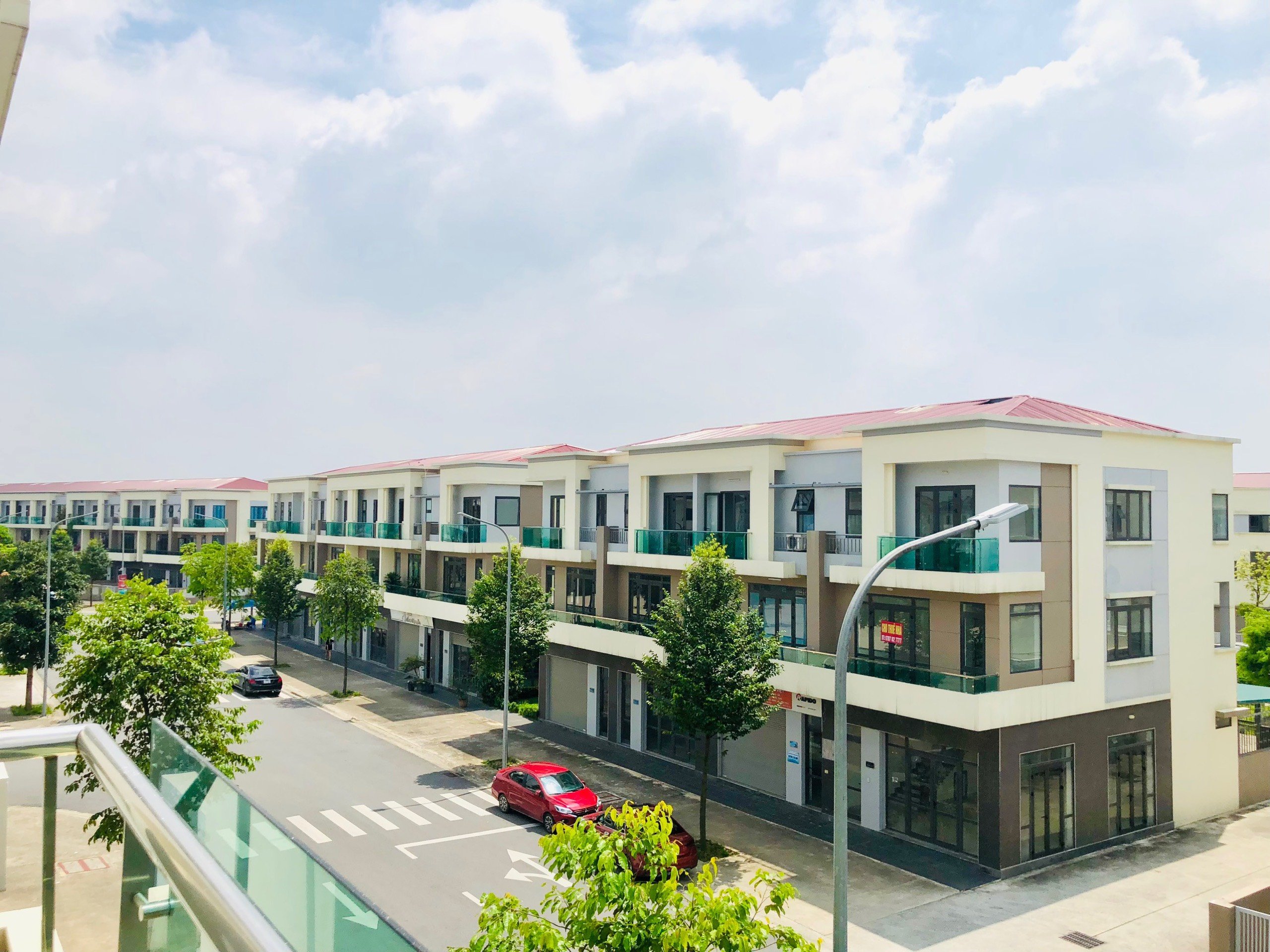 Cho thuê Nhà mặt tiền dự án Centa City, Diện tích 120m², Giá 15 Triệu/tháng 11