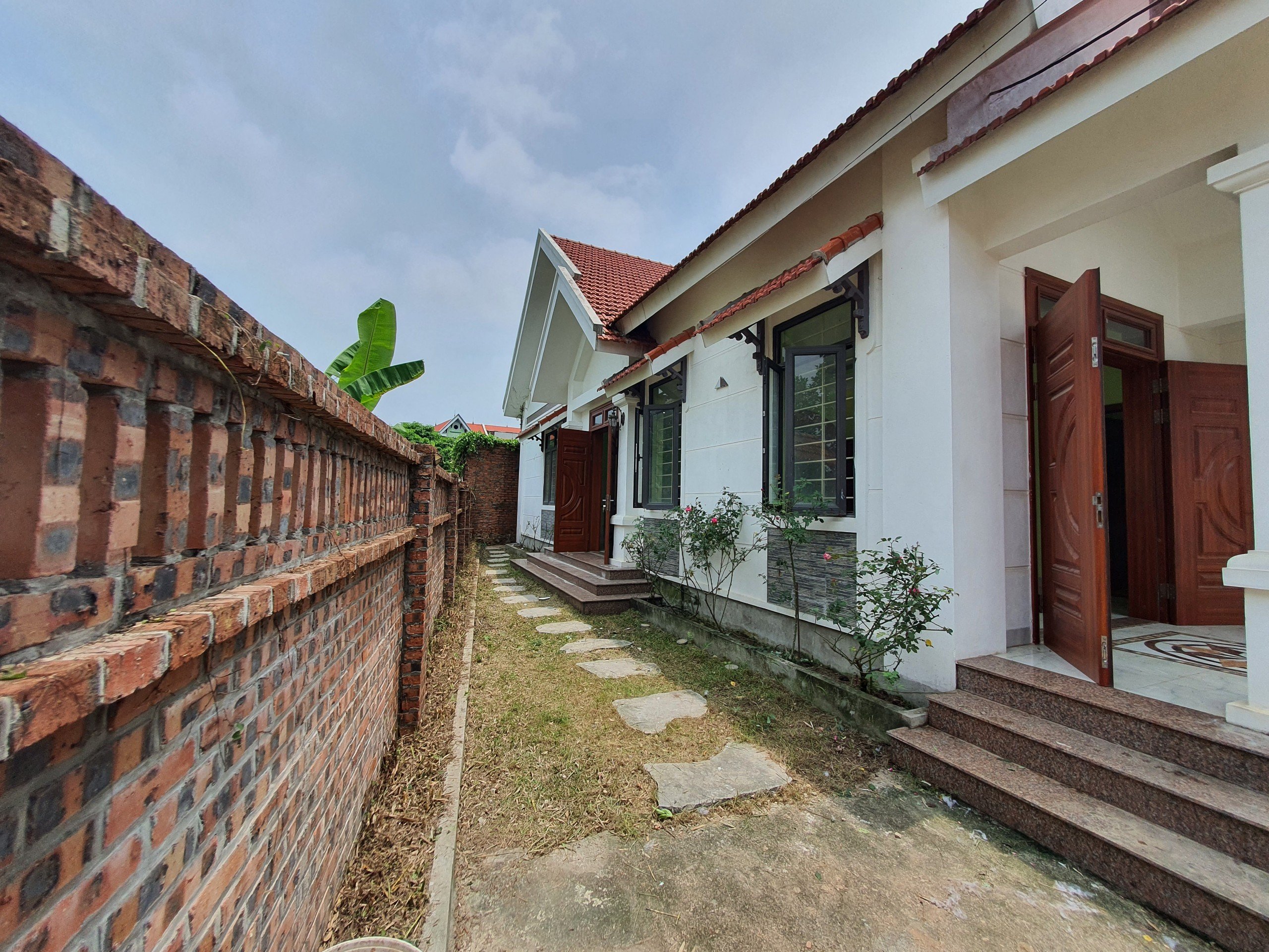 Bán nhà Biệt thự tại trung tâm TP Vĩnh Yên diện tích 333,8m - Giá 2,8x tỷ 1