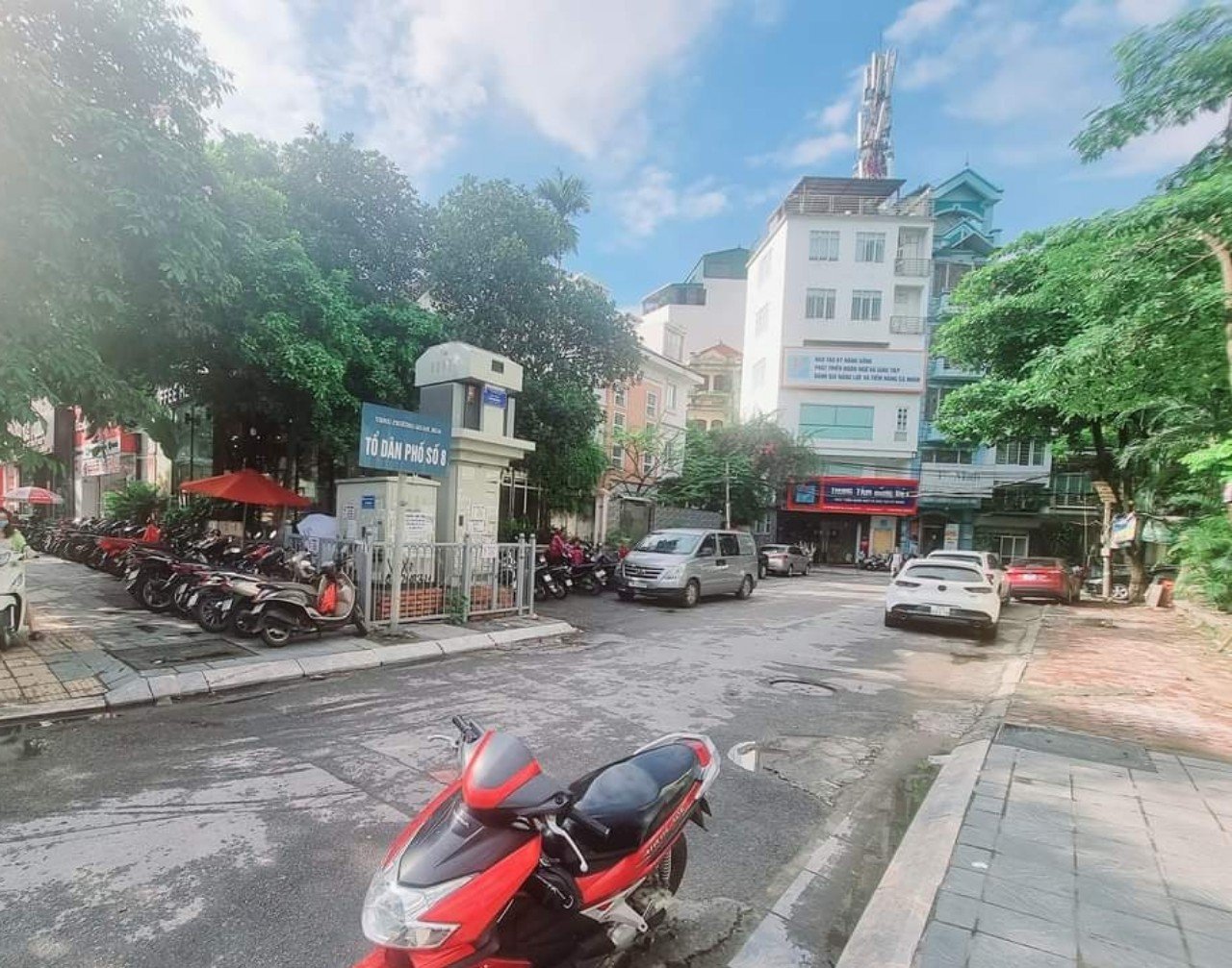 Bán nhà Nguyễn Khánh Toàn, phân lô, vỉa hè, lô góc, 2 mặt ngõ, ô tô tránh, kinh doanh đỉnh 2