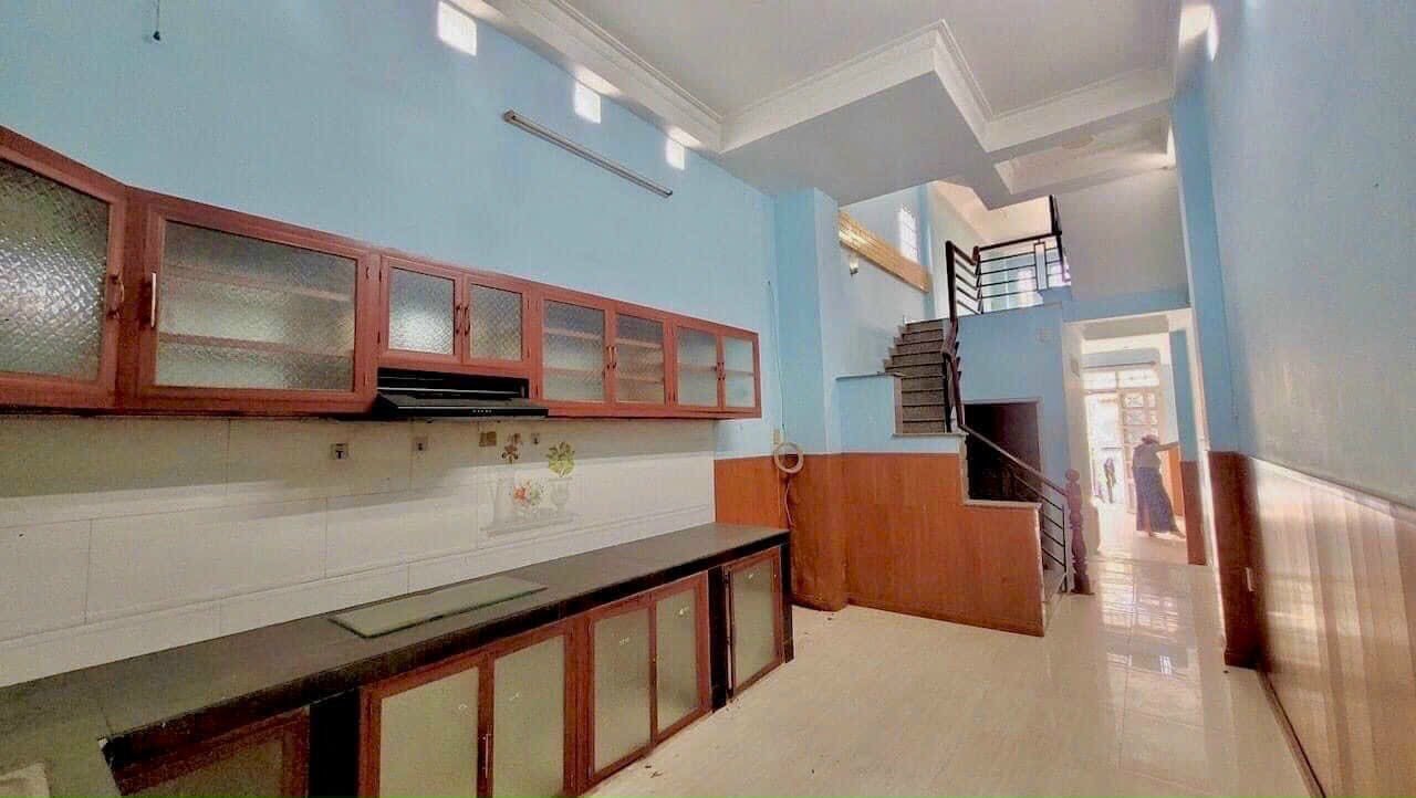 Cần bán Nhà 1 trệt 2 lầu đường 10, Phường Linh Trung, Diện tích 52.4m², Giá 3.9 Tỷ 2