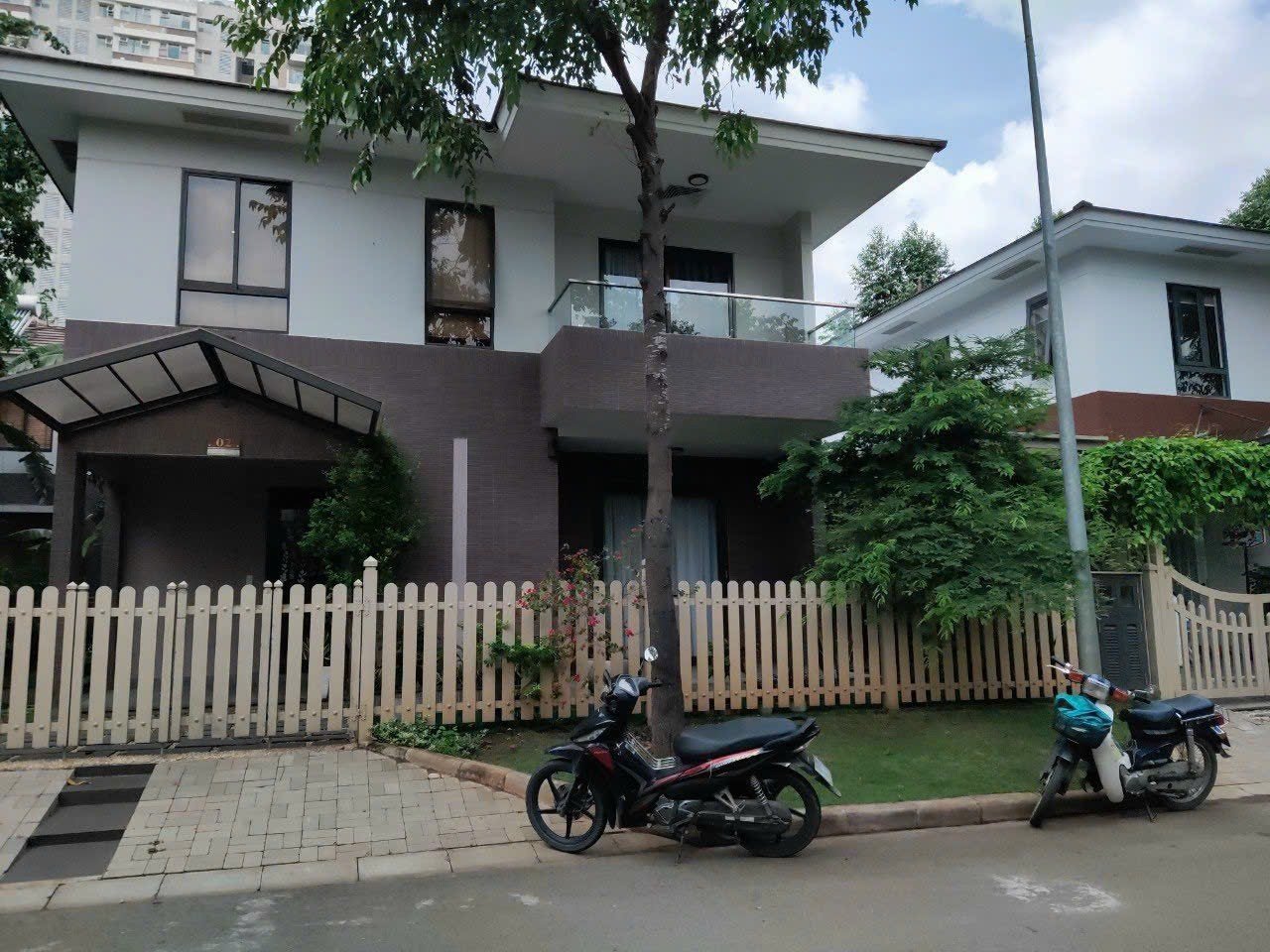 BDS HVL Cho thuê Biệt thự Valorra Fujji, Phường Phước Long B 5