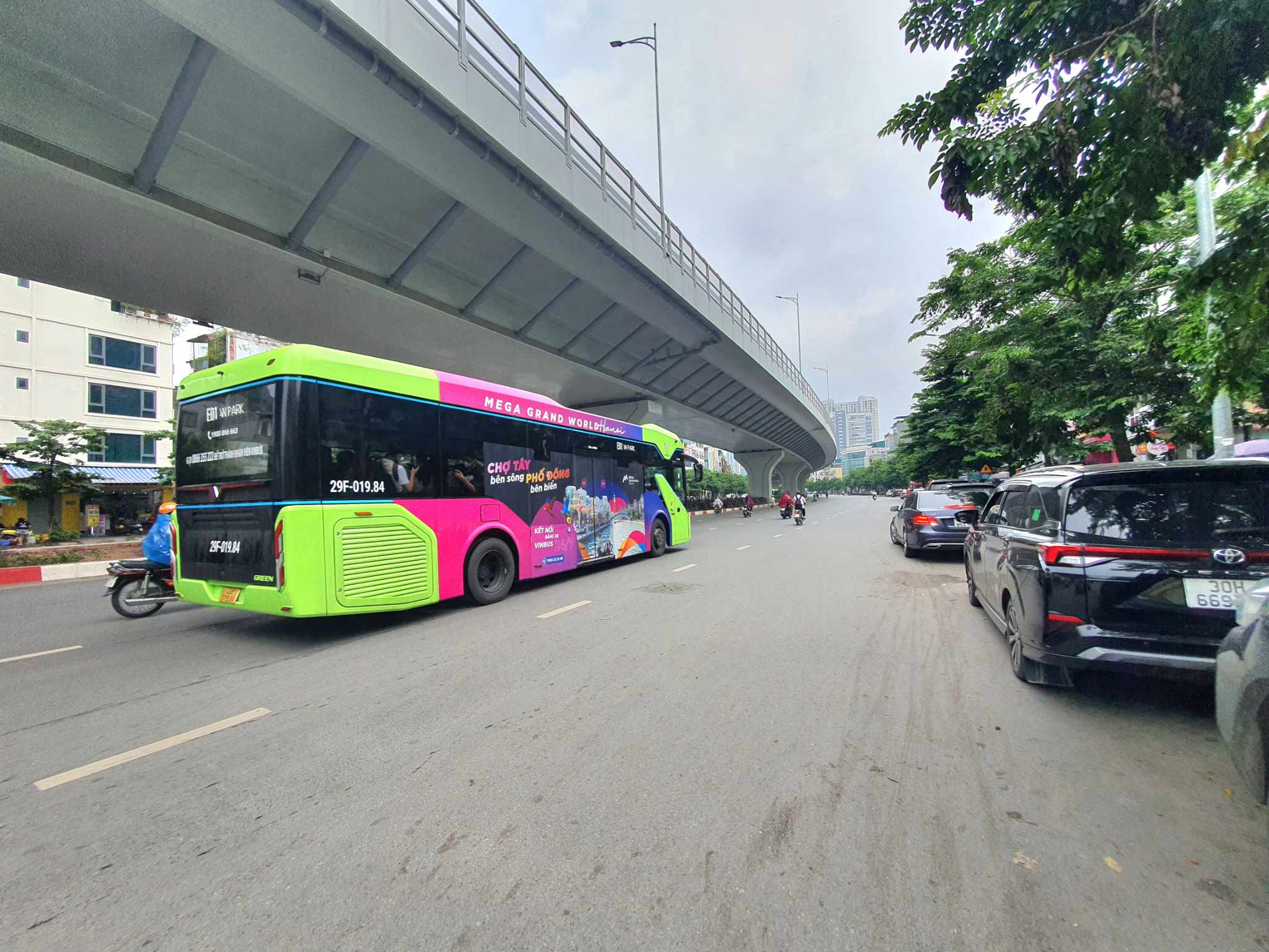 BÁN CCMN 17 PHÒNG - MINH KHAI - 61M2 X 7 TẦNG THANG MÁY - MT6M - 15M RA Ô TÔ - DÒNG TIỀN 1 TỶ/NĂM - GIÁ CHỈ HƠN 11 TỶ 2