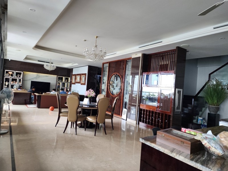 Bán Penhouse  Yên Phụ, Ba Đình. 500m2; 2 tầng; MT 20m; 106 tỷ.  PENTHOUSES ĐẲNG CẤP - T 4