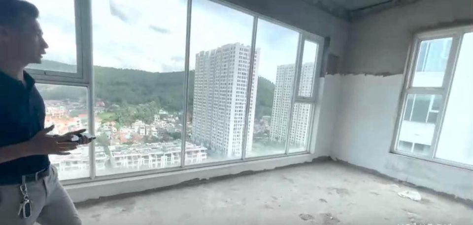 Do chuyển định cư không sử dụng nên cần bán căn Penthouse 205m2 trung tâm Bãi Cháy, Hạ Long. 3