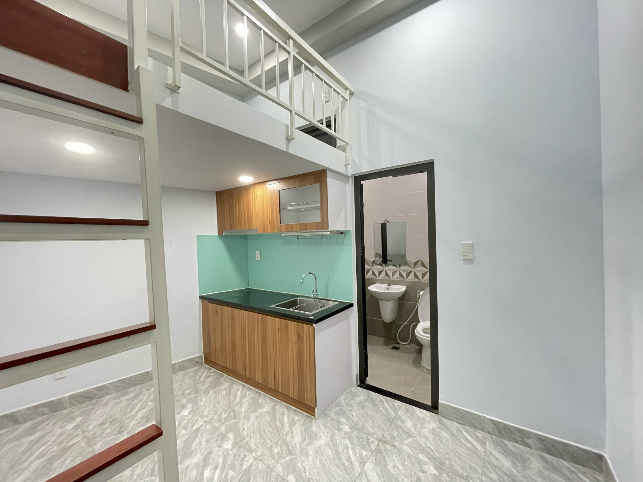 Phòng Trọ Duplex Cho 3 Người Với Phong Cách Tối Giản 25m2, Nội Thất Cơ Bản, Ngay Trung Tâm Quận 7 7