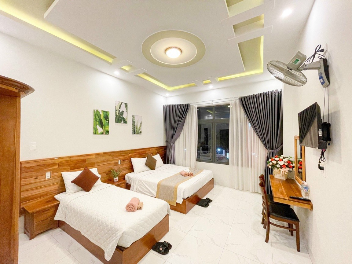 Cần bán Homestay - Khách Sạn đường Diên Hồng, Phường Ngô Mây, Diện tích 114m², Giá 13 Tỷ 5